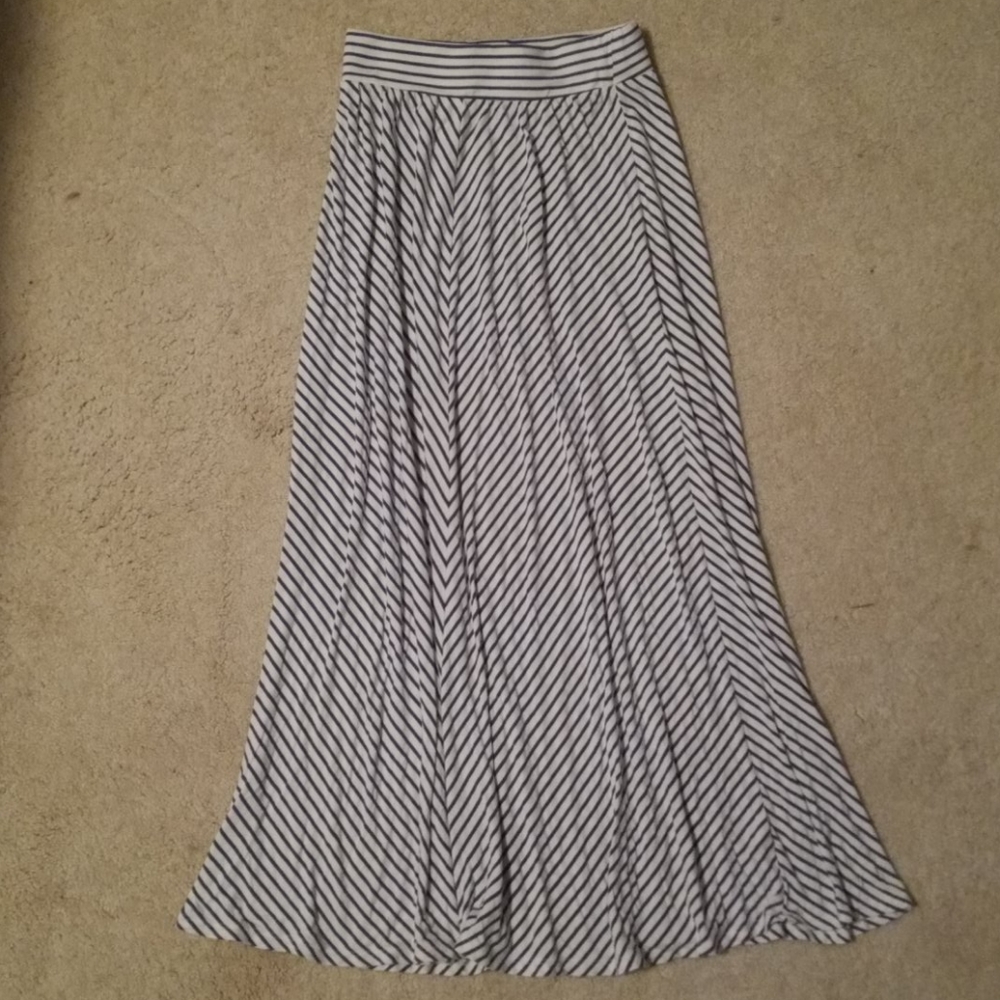 Long Skirt